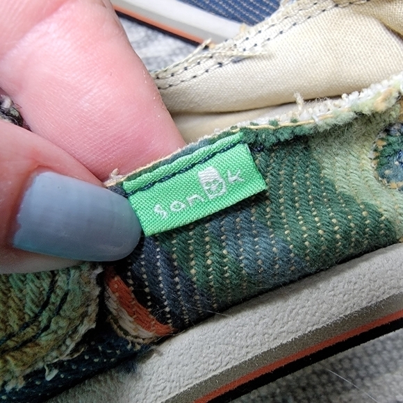 Sanuk Lil Donny Canvas Slip on Loafers Size 10 - Picture 13 of 16